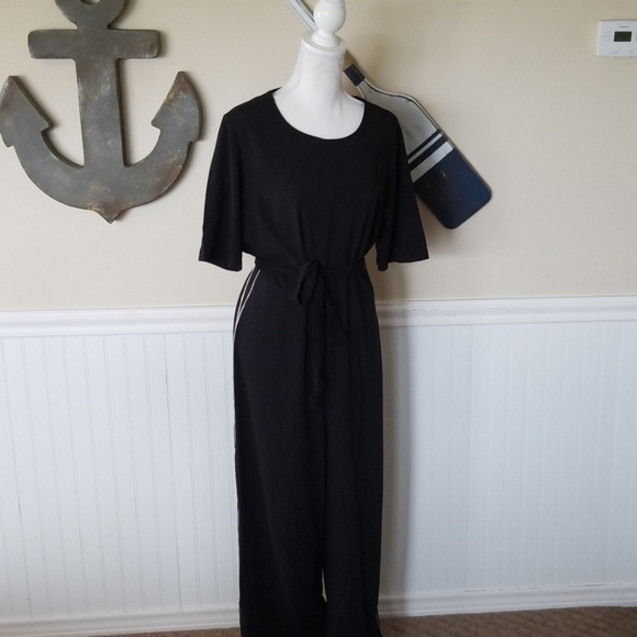 Simply Vera Vera Wang Pants - Amazing simply Vera Wang NWOT romper